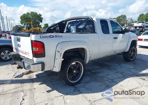 2007 Chevrolet Silverado 1500 Lt1 z USA, uszkodzony, nr VIN 1GCEK19JX7Z551012